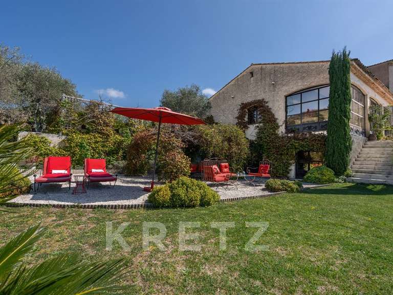 Maison La Roquette-sur-Var - 6 chambres - 320m²