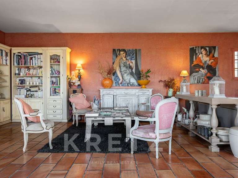 Maison La Roquette-sur-Var - 6 chambres - 320m²