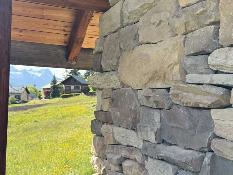 Chalet La Salle les Alpes - 5 chambres - 222m²