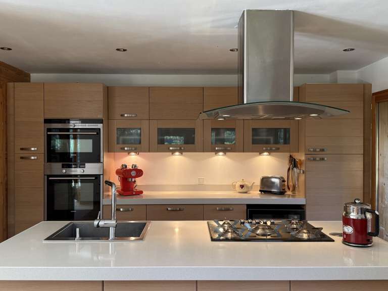 Chalet La Salle les Alpes - 5 chambres - 222m²