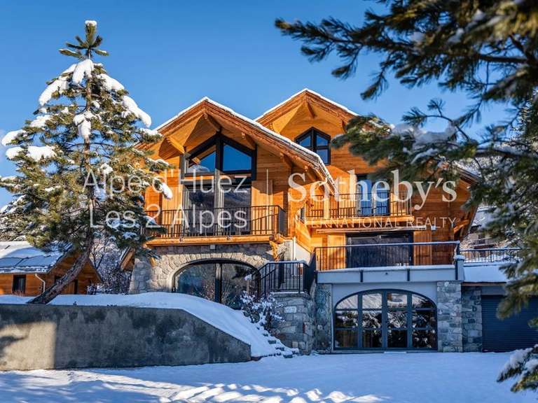 Chalet La Salle les Alpes - 5 chambres - 352m²