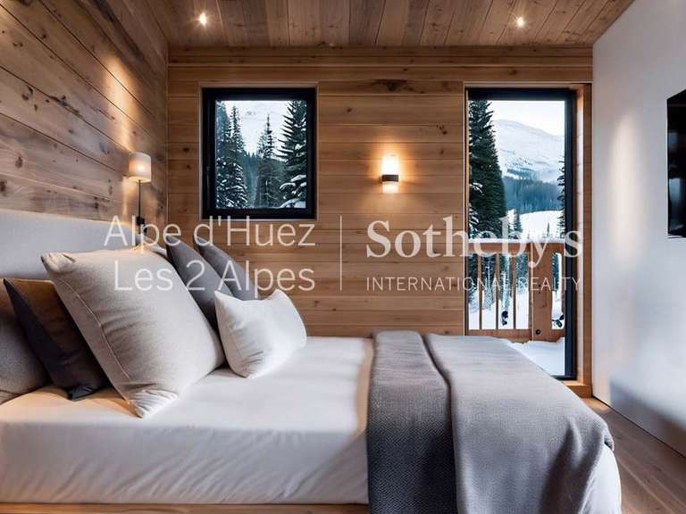 Chalet La Salle les Alpes - 5 chambres - 538m²