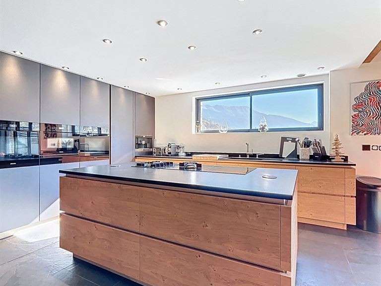 Chalet La Salle les Alpes - 6 chambres - 370m²