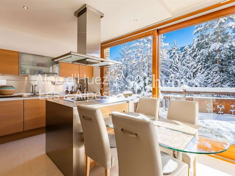Chalet La Salle les Alpes - 4 chambres - 388m²