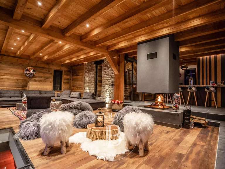 Chalet La Salle les Alpes - 8 chambres - 430m²