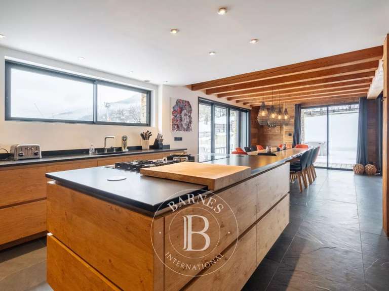 Chalet La Salle les Alpes - 8 chambres - 430m²