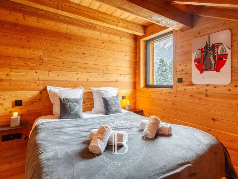 Chalet La Salle les Alpes - 8 chambres - 430m²