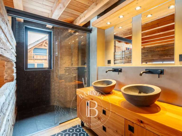 Chalet La Salle les Alpes - 8 chambres - 430m²