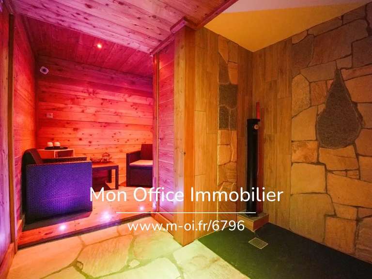 Chalet La Salle les Alpes - 5 bedrooms - 357m²