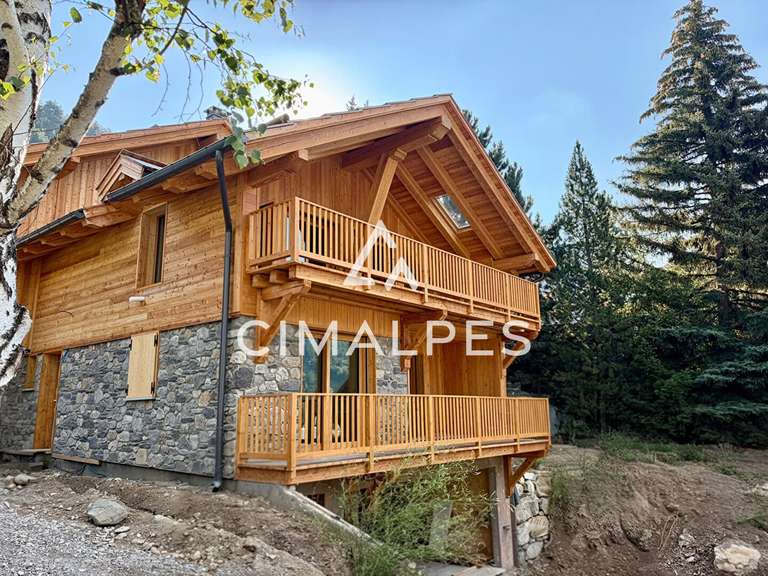 Chalet La Salle les Alpes - 5 chambres - 280m²