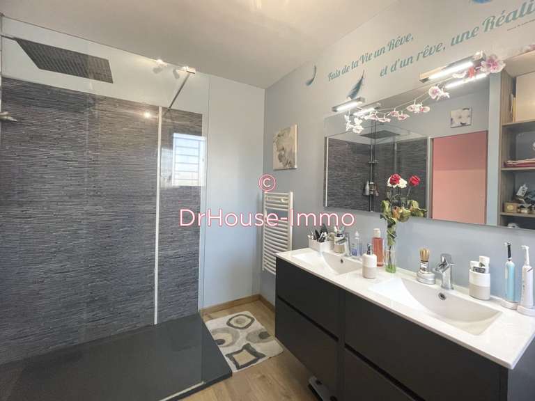 Villa La Salvetat-Saint-Gilles - 5 chambres - 165m²