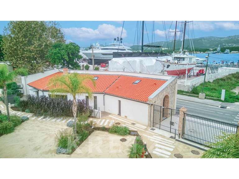 Appartement La Seyne-sur-Mer - 2 chambres - 93m²