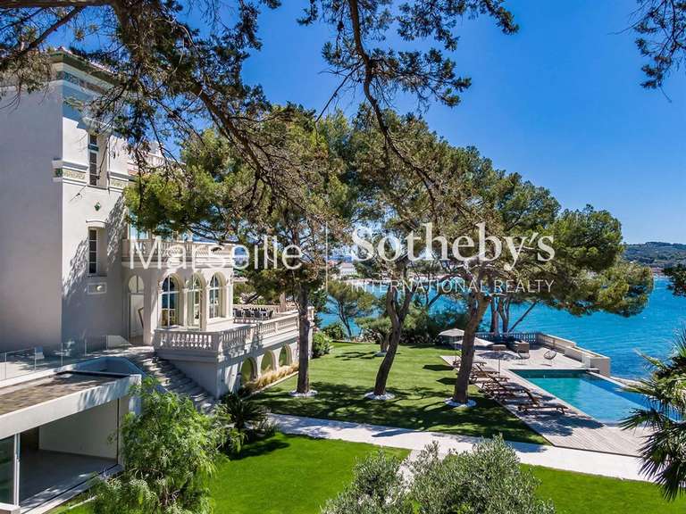 House with Sea view La Seyne-sur-Mer - 5 bedrooms - 600m²