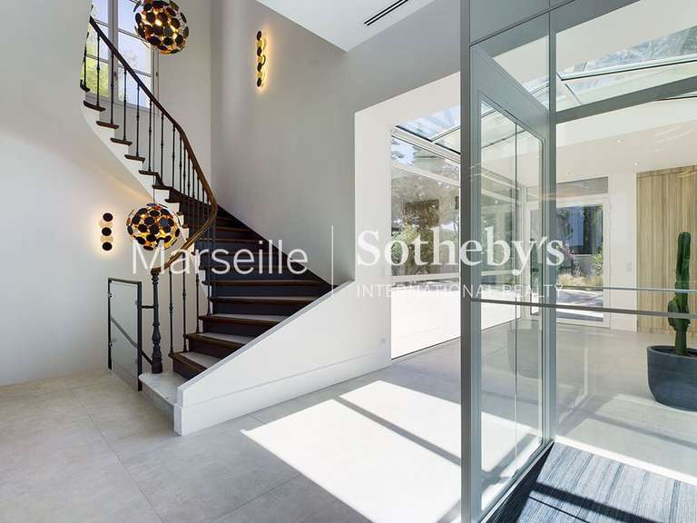 House with Sea view La Seyne-sur-Mer - 5 bedrooms - 600m²