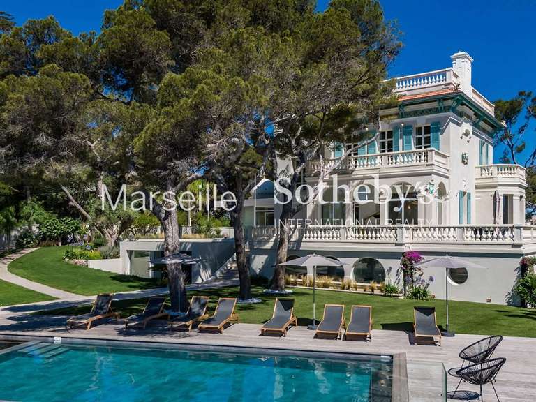 House with Sea view La Seyne-sur-Mer - 5 bedrooms - 600m²