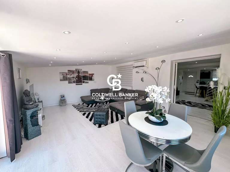 Maison La Seyne-sur-Mer - 3 chambres - 130m²
