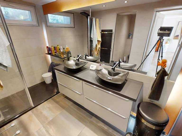 Maison La Seyne-sur-Mer - 8 chambres - 224m²