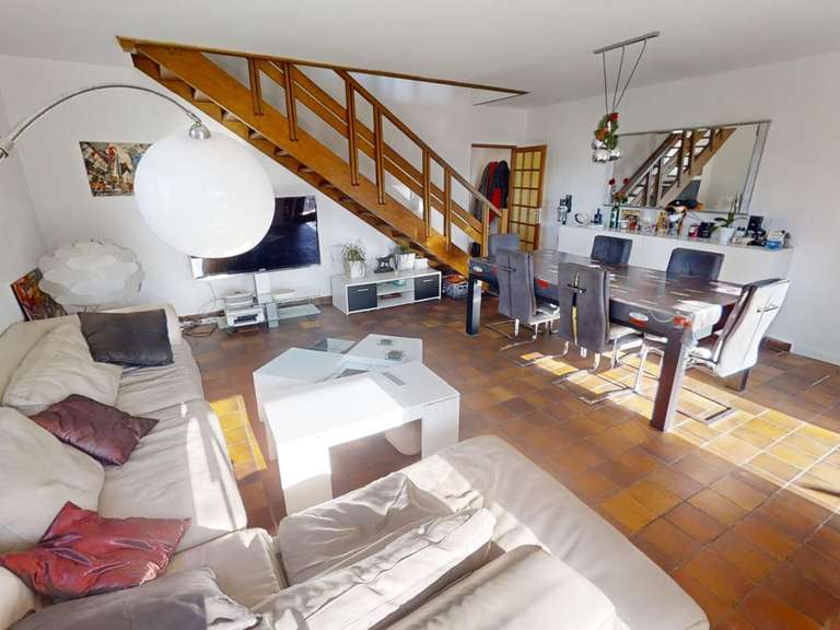 Maison La Seyne-sur-Mer - 8 chambres - 224m²