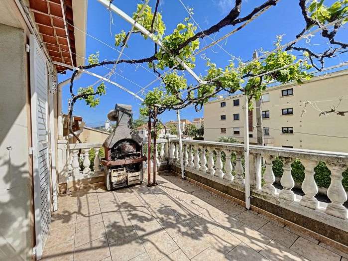 Maison La Seyne-sur-Mer - 280m²
