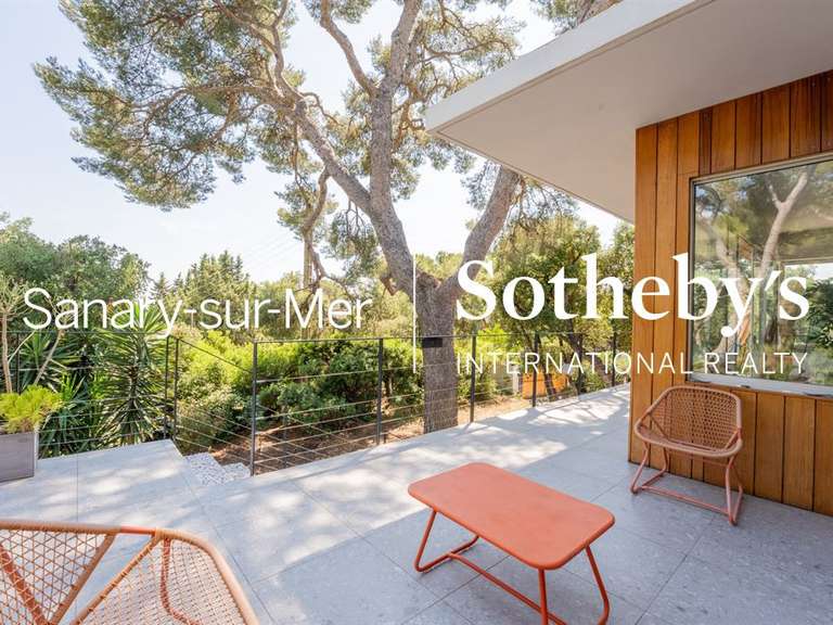 Maison La Seyne-sur-Mer - 4 chambres - 215m²