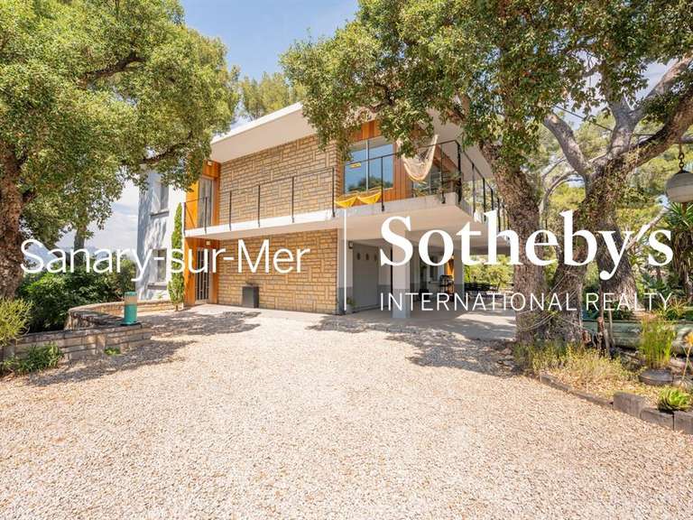 Maison La Seyne-sur-Mer - 4 chambres - 215m²
