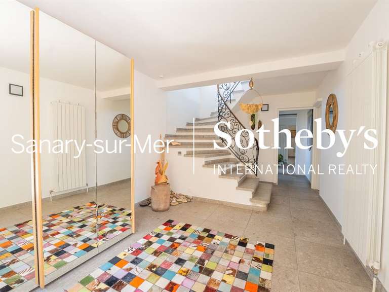 House La Seyne-sur-Mer - 4 bedrooms - 215m²