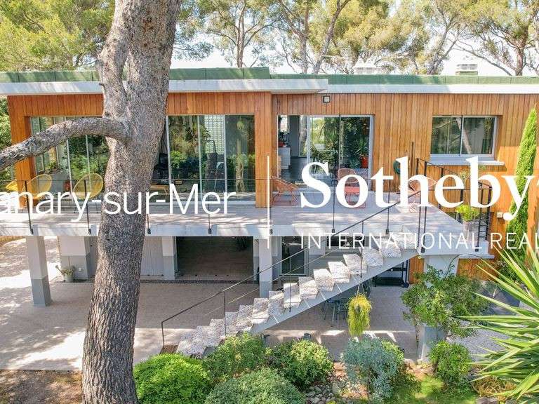 Maison La Seyne-sur-Mer - 4 chambres - 215m²