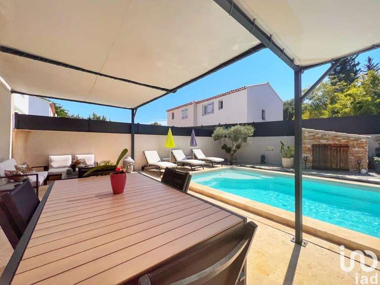 Sale Villa La SeynesurMer 540 000€