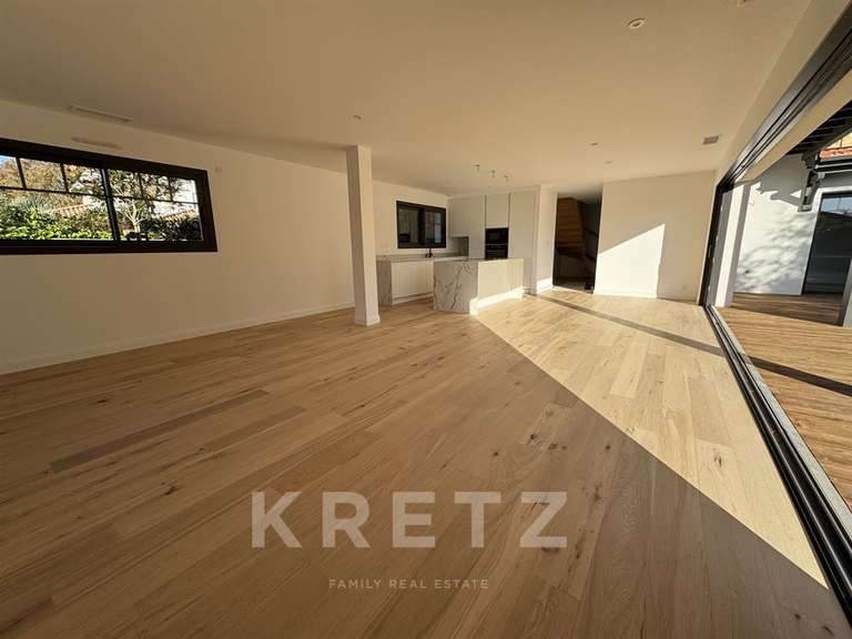 Maison La Teste-de-Buch - 4 chambres - 185m²