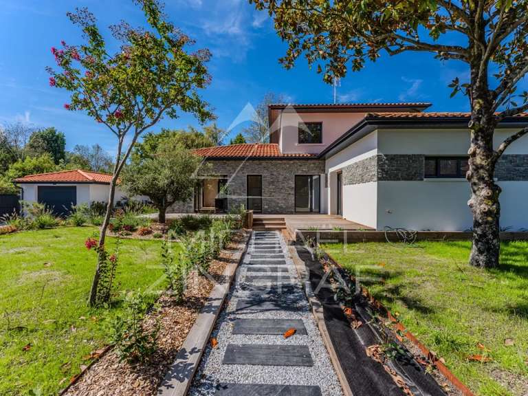 Maison La Teste-de-Buch - 4 chambres - 147m²