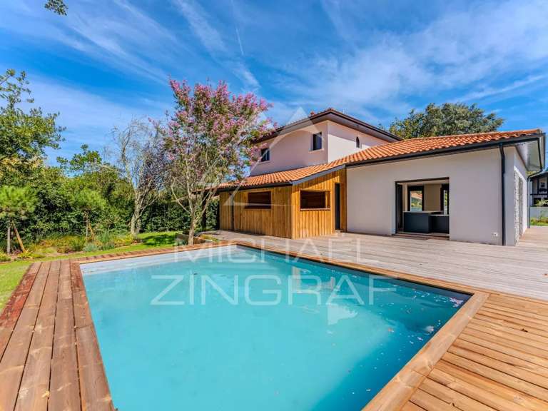 Maison La Teste-de-Buch - 4 chambres - 147m²