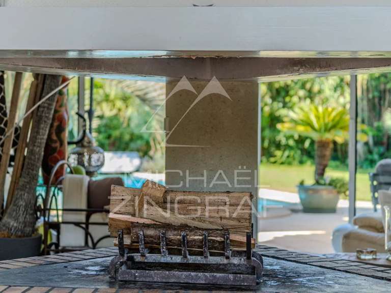 Maison La Teste-de-Buch - 3 chambres - 200m²