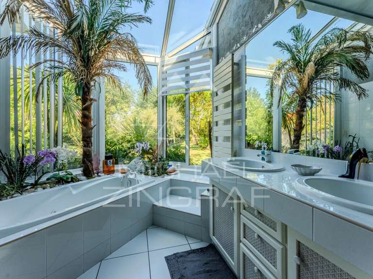 Maison La Teste-de-Buch - 3 chambres - 200m²