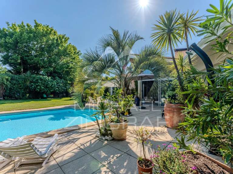 Maison La Teste-de-Buch - 3 chambres - 200m²