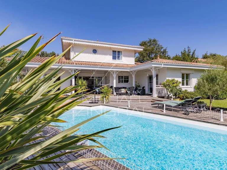 Maison La Teste-de-Buch - 3 chambres - 177m²