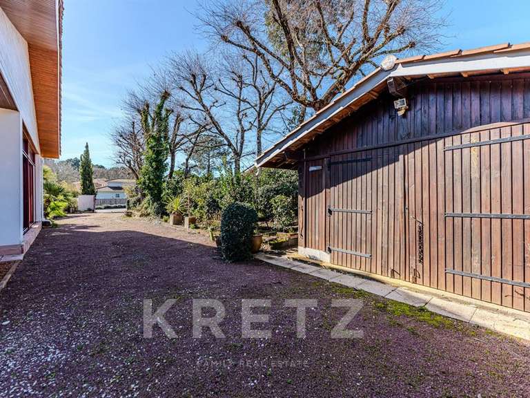 Maison La Teste-de-Buch - 4 chambres - 150m²