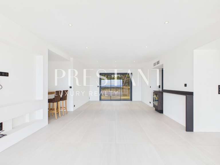 House La Teste-de-Buch - 4 bedrooms - 260m²