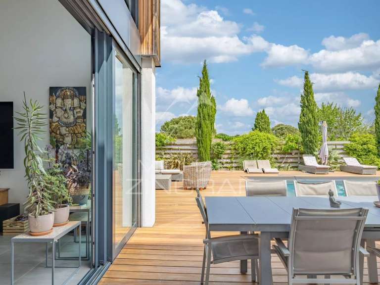 Maison La Teste-de-Buch - 4 chambres - 220m²