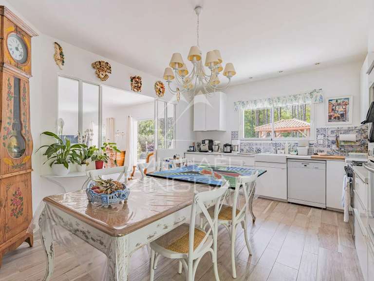 Maison La Teste-de-Buch - 4 chambres - 223m²