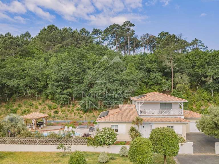 Maison La Teste-de-Buch - 4 chambres - 223m²