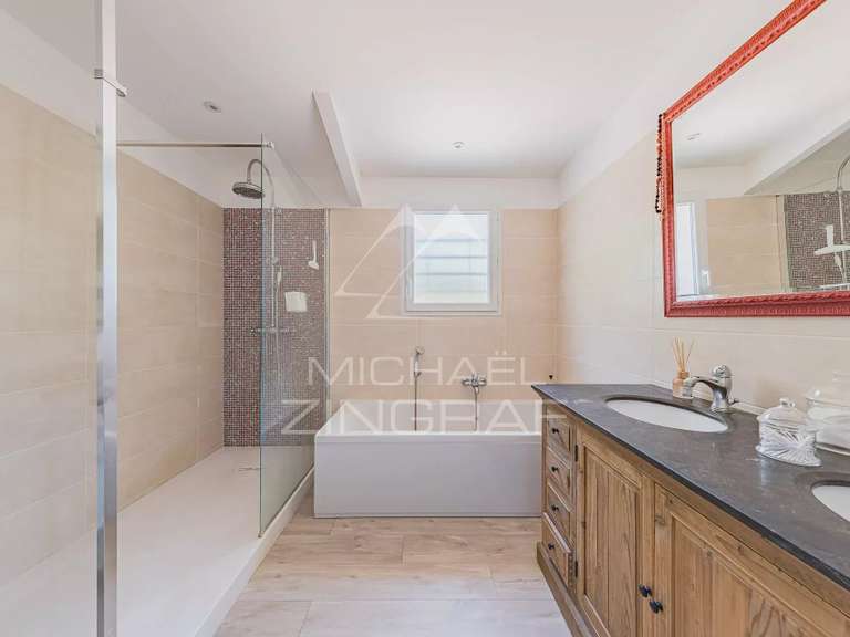 Maison La Teste-de-Buch - 4 chambres - 223m²