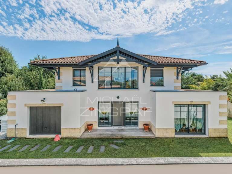 Maison La Teste-de-Buch - 4 chambres - 160m²