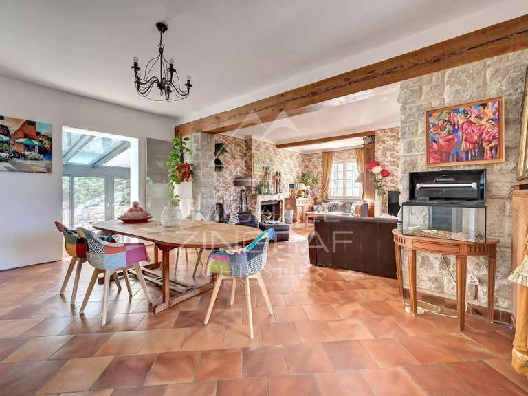 Maison La Tour-d'Aigues - 5 chambres - 222m²