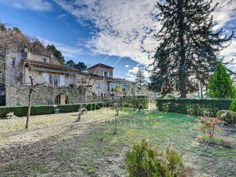 Maison La Tour-d'Aigues - 5 chambres - 222m²