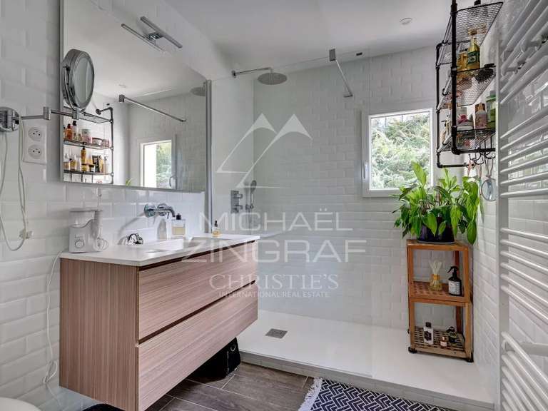 Maison La Tour-d'Aigues - 5 chambres - 222m²