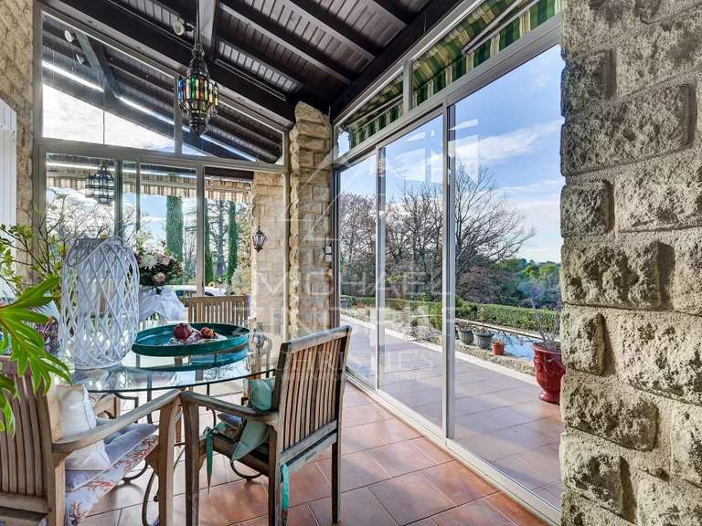 Maison La Tour-d'Aigues - 5 chambres - 222m²