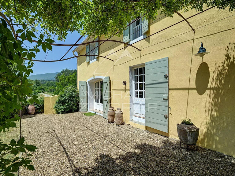 Maison La Tour-d'Aigues - 5 chambres - 229m²