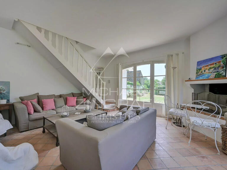Maison La Tour-d'Aigues - 5 chambres - 229m²