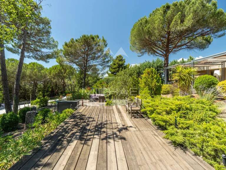 Maison La Tour-d'Aigues - 6 chambres - 282m²