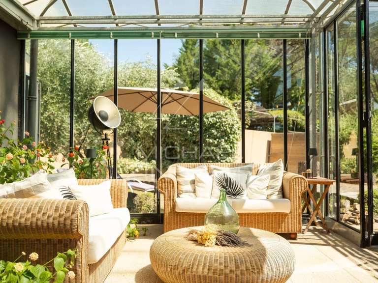 Maison La Tour-d'Aigues - 6 chambres - 282m²